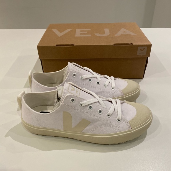 Veja Nova Canvas Sneaker White sz 9US/40EU NIB - Picture 7 of 8